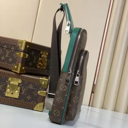 Replica Louis Vuitton Avenue Slingbag Men's Bag M12734 #4100 - Image 10