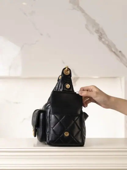 REPLICA CHANEL MAXI HOBO BAG BLACK LAMBSKIN 2025 #4036 - Image 4