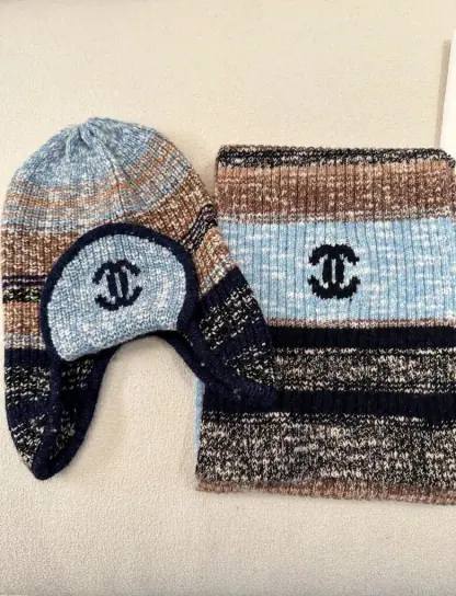 Replica CHANEL Wool & Cashmere  Blue & Multicolor Scarf #4090 - Image 3