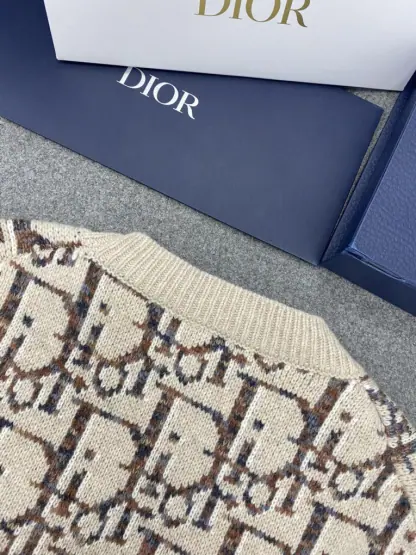 Replica Dior Oblique Cardigan Beige and Brown Virgin Wool Jacquard #3983 - Image 15