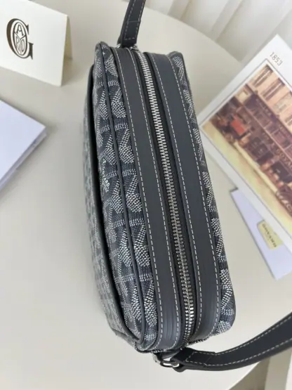 Replica Goyard Cap-Vert PM Bag Grey #4051 - Image 2