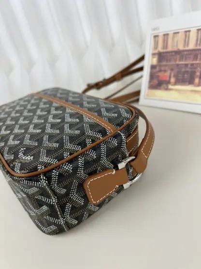Replica Goyard Cap-Vert PM Bag Black & Tan #4049 - Image 3
