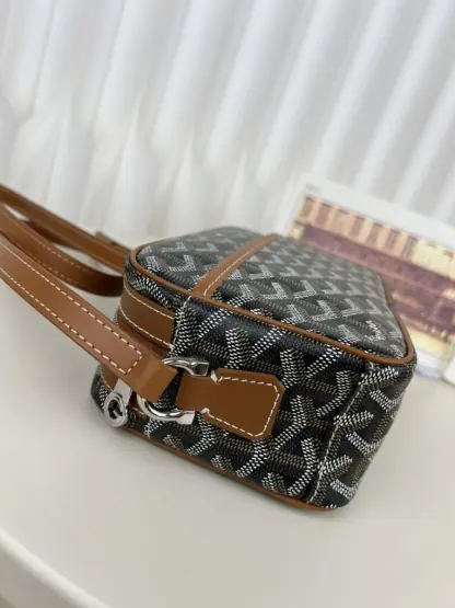 Replica Goyard Cap-Vert PM Bag Black & Tan #4049 - Image 10
