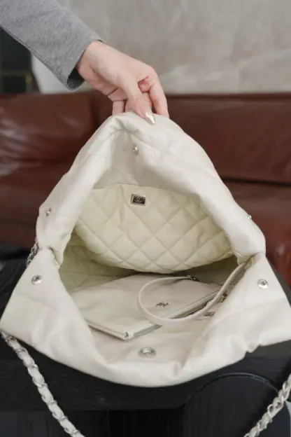 REPLICA CHANEL 22 SMALL HANDBAG CALFSKIN WHITE & SLIVER HARDWARE 2025 #4044 - Image 6