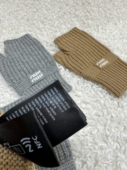 Replica Miu Miu Wool and cashmere gloves 2025 #4088 - Image 5