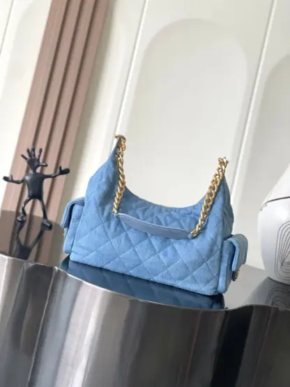 REPLICA CHANEL MAXI HOBO BAG BLUE DENIM 2025 #4046 - Image 4