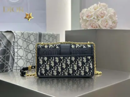 Replica Dior 30 Montaigne East-West Bag with Chain #4145 - Image 2