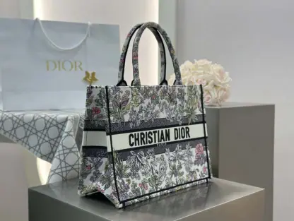 Replica Dior Medium Dior Book Tote Latte Dior #4143 - Image 6