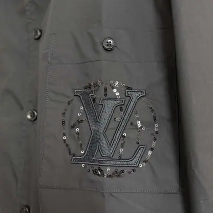 Replica Louis Vuitton Embroidered Short-Sleeved Cotton Shirt 1AHCHC 2025 #4175 - Image 4