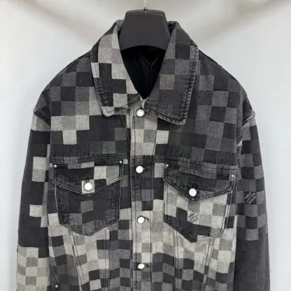 Replica Louis Vuitton Damoflage Classic Denim Jacket 1AHEBG #4170 - Image 3