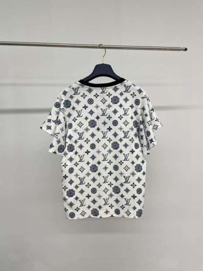 Replica Louis Vuitton Monogram Flounce Sleeve T-Shirt 1AGQB0 - Image 3
