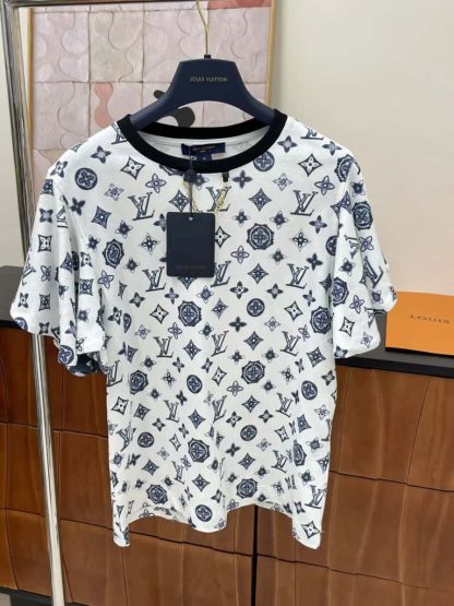 Replica Louis Vuitton Monogram Flounce Sleeve T-Shirt 1AGQB0 - Image 2