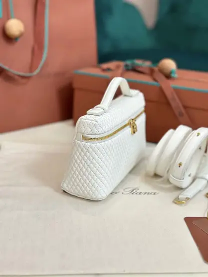 Replica Loro Piana Extra Pocket L19 White Lambskin - Image 7