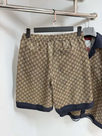 REPLICA GUCCI PRINTED SILK TWILL SHORTS MEN 2025 - Image 10