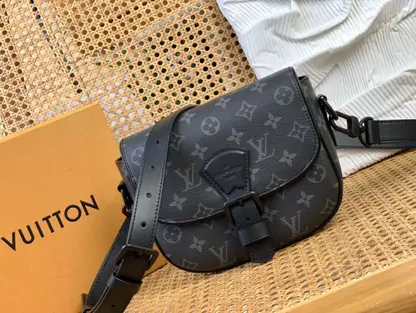 Replica Louis Vuitton Montsouris Messenger PM M12519 Vip Quality - Image 5