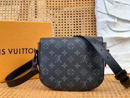 Replica Louis Vuitton Montsouris Messenger PM M12519 Vip Quality - Image 2