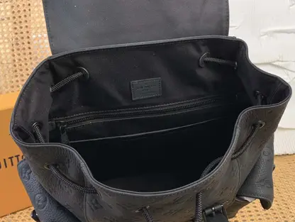 Replica Louis Vuitton Christopher PM M20899 Vip Quality - Image 8