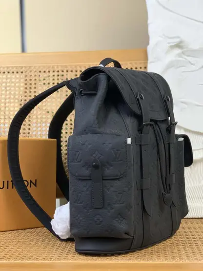 Replica Louis Vuitton Christopher PM M20899 Vip Quality - Image 3
