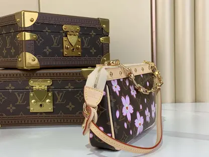 Replica Louis Vuitton LV x TM Pochette Accessoires M13666 - Image 3