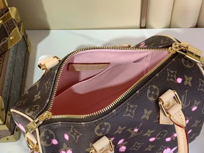 Replica Louis Vuitton LV x TM Speedy Bandoulière 25 M14174 - Image 7