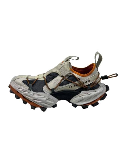 REPLICA BALENCIAGA MEN'S HIKE SNEAKER IN BEIGE/ORANGE - Image 4