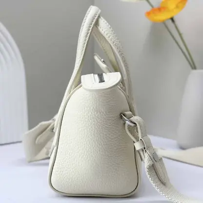 Replica Loro Piana Happy Day Nano Shoulder Bag in White - Image 3