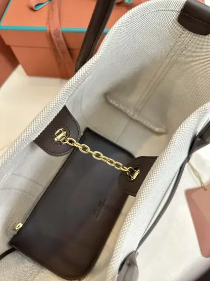 Replica Loro Piana Small Ghiera Shopper Bag Milk Amber-Dark Chocolate Licorice - Image 8
