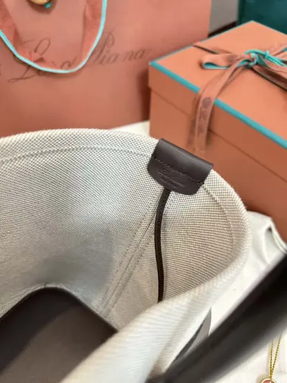 Replica Loro Piana Small Ghiera Shopper Bag Milk Amber-Dark Chocolate Licorice - Image 9