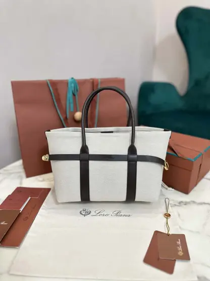 Replica Loro Piana Small Ghiera Shopper Bag Milk Amber-Dark Chocolate Licorice