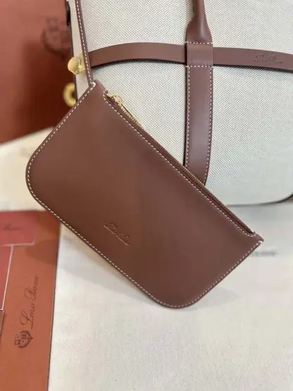 Replica Loro Piana Small Ghiera Shopper Bag Natural/Caramel Sugar - Image 5