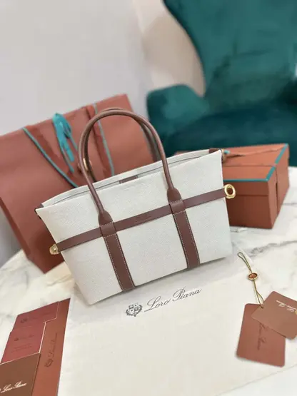 Replica Loro Piana Small Ghiera Shopper Bag Natural/Caramel Sugar - Image 9