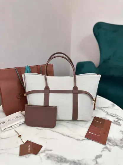 Replica Loro Piana Large Ghiera Shopper Bag Natural/Caramel Sugar - Image 4