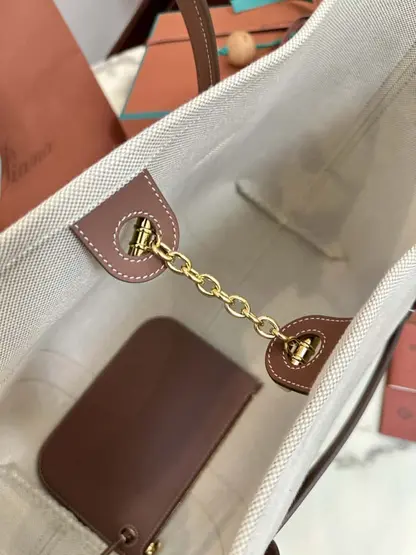 Replica Loro Piana Large Ghiera Shopper Bag Natural/Caramel Sugar - Image 7