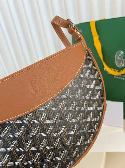 Replica Goyard Hirondelle bag Vip Quality Black & Tan - Image 4