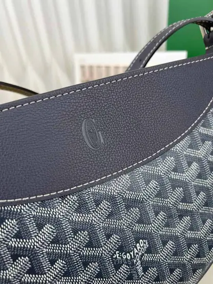 Replica Goyard Hirondelle bag Vip Quality Grey - Image 5