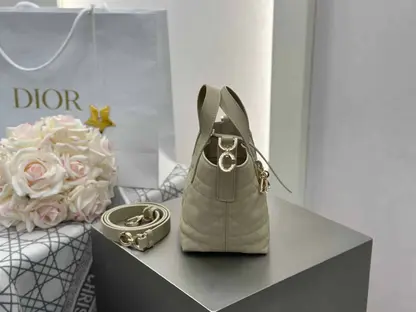 Replica Dior Toujours Vertical Nano Tote Bag in Beige - Image 3