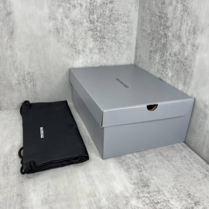 REPLICA BALENCIAGA MEN'S 3XL SNEAKER IN GREY - Image 8