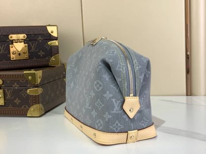 Replica Louis Vuitton Cosmetic Pouch GM M13750 in Denim Grey - Image 3