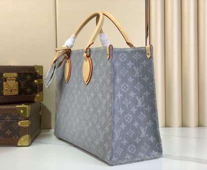 Replica Louis Vuitton OnTheGo MM M13189 in Denim Grey - Image 6