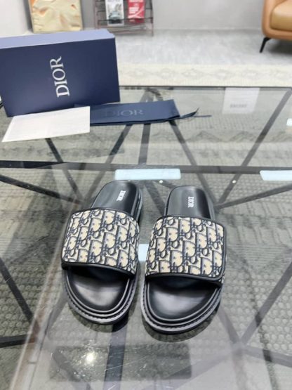 Replica Men's Dior Aqua Sandal Beige and Black Dior Oblique Jacquard - Image 8