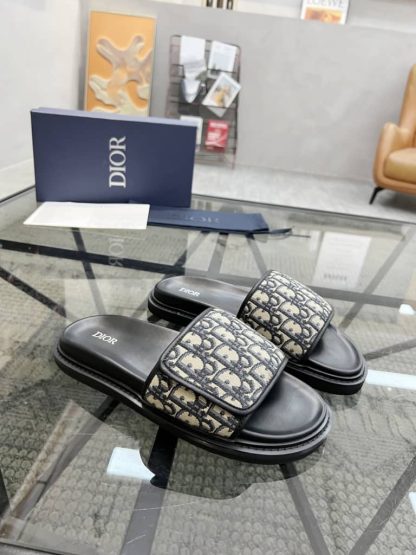 Replica Men's Dior Aqua Sandal Beige and Black Dior Oblique Jacquard - Image 9
