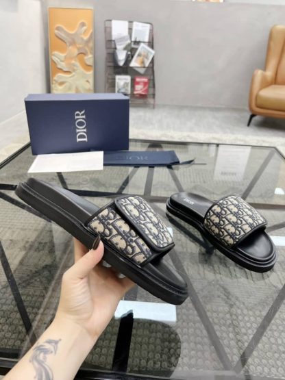 Replica Men's Dior Aqua Sandal Beige and Black Dior Oblique Jacquard - Image 5