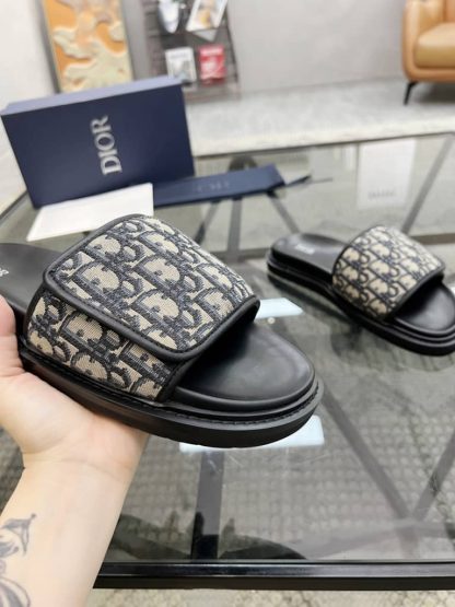 Replica Men's Dior Aqua Sandal Beige and Black Dior Oblique Jacquard - Image 2