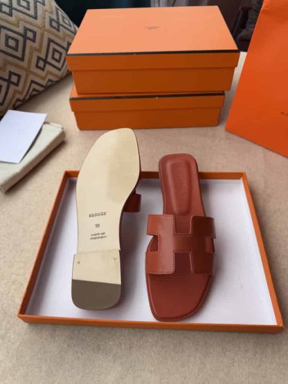 Replica Hermes Oran sandal Women in Red - Image 2