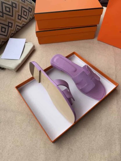 Replica Hermes Oran sandal Women in Bruyère Purple - Image 8