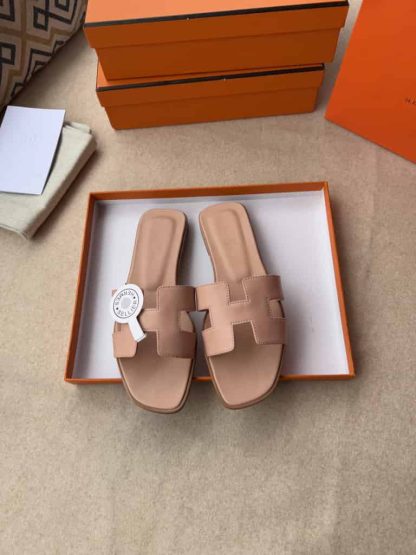 Replica Hermes Oran sandal Women in Beige Natura