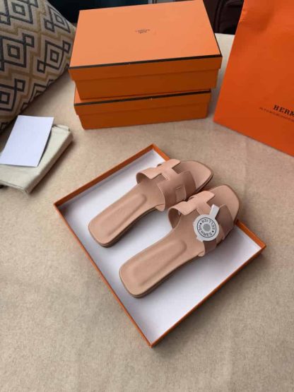 Replica Hermes Oran sandal Women in Beige Natura - Image 5