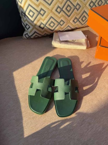Replica Hermes Oran sandal Women in Vert Viride