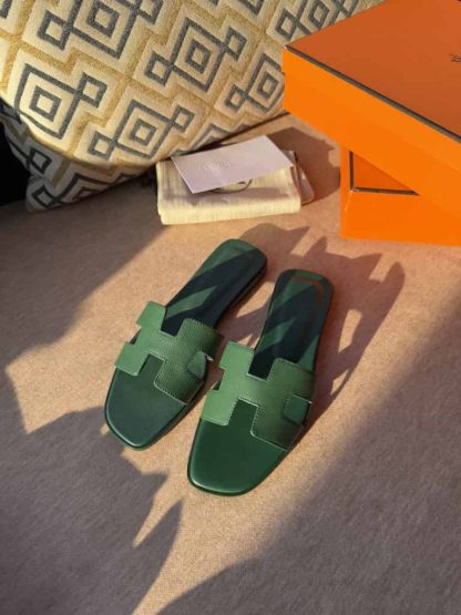 Replica Hermes Oran sandal Women in Vert Viride - Image 7
