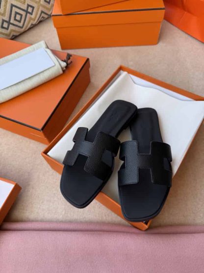 Replica Hermes Oran sandal Women in Noir - Image 6
